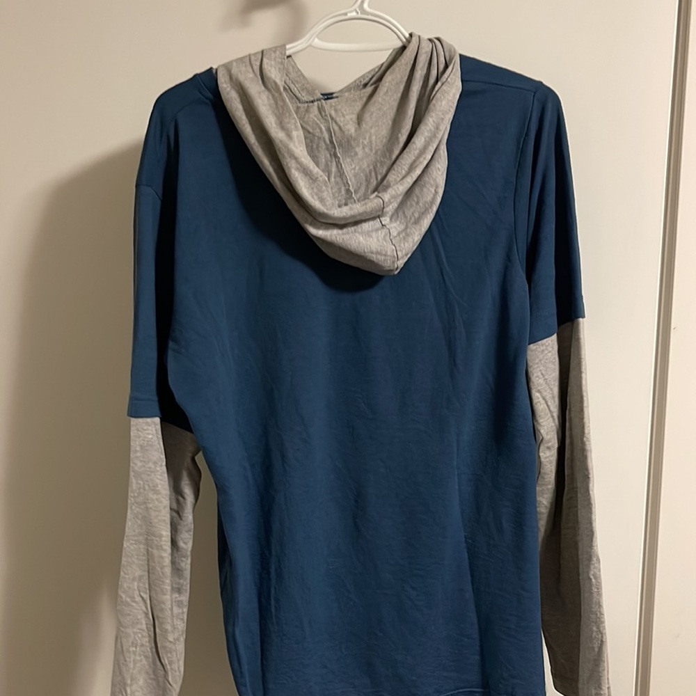 Calvin Klein pullover - Picture 3 of 3